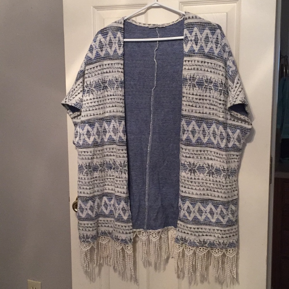 Calliope poncho